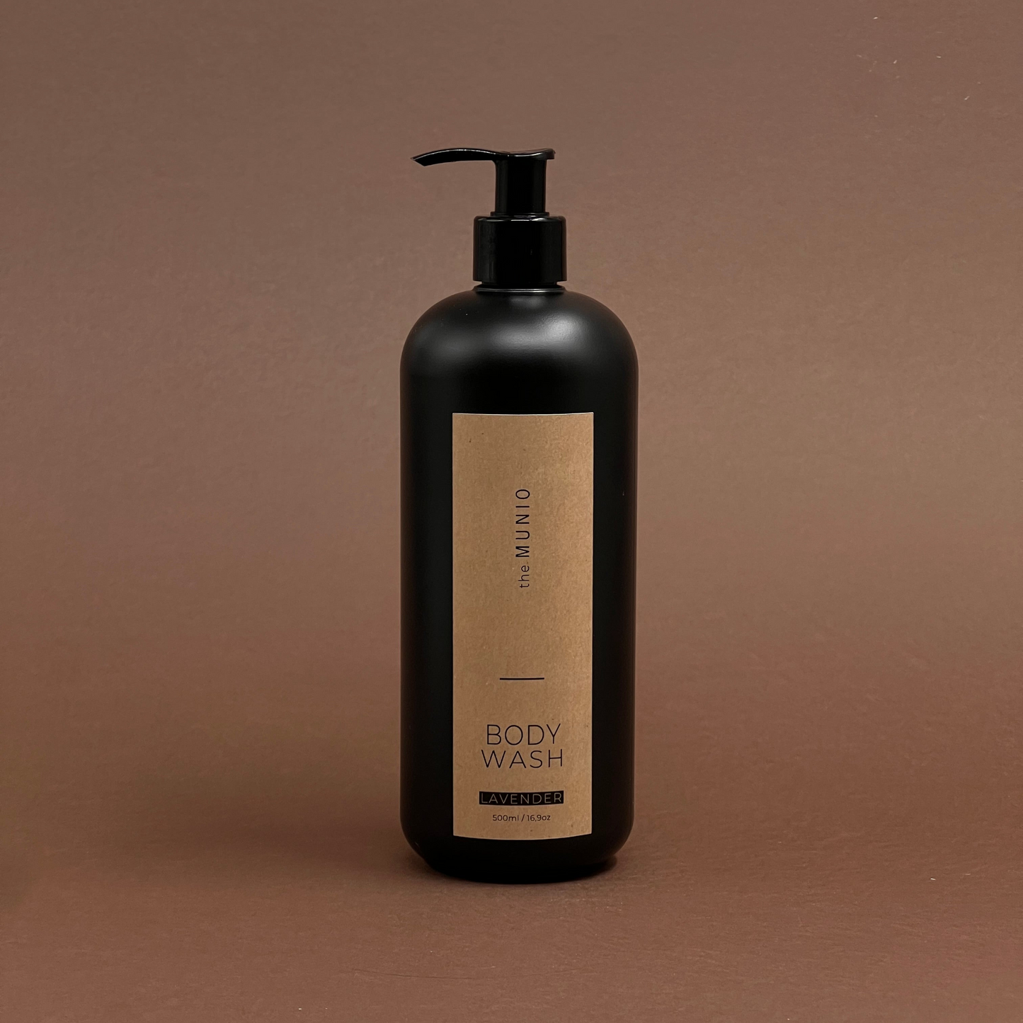 Lavandas dušas želeja 500ml melnā pudelē