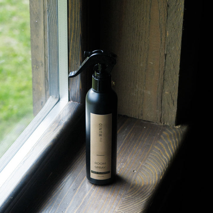 Pļavas ziedu izsmidzināmais mājas aromāts